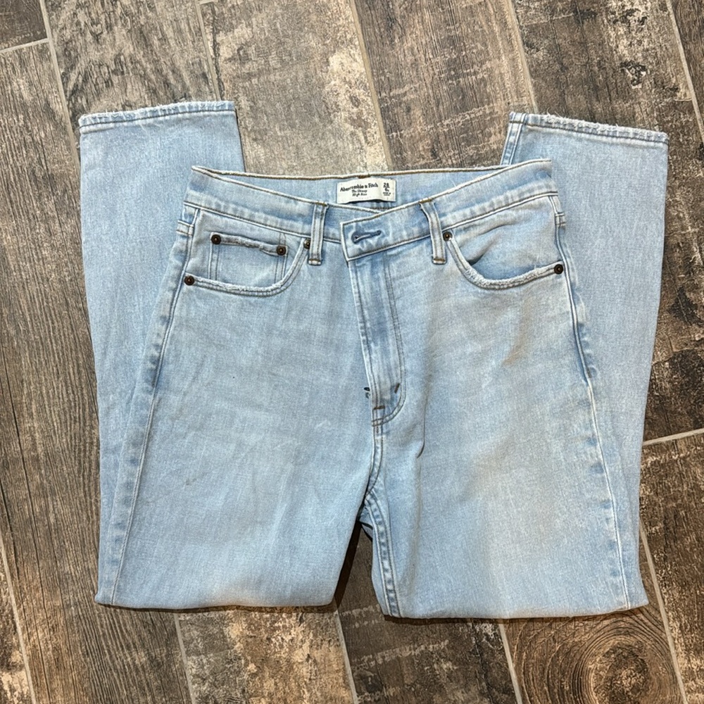 A&F Skinny High Rise - Picture 5 of 6